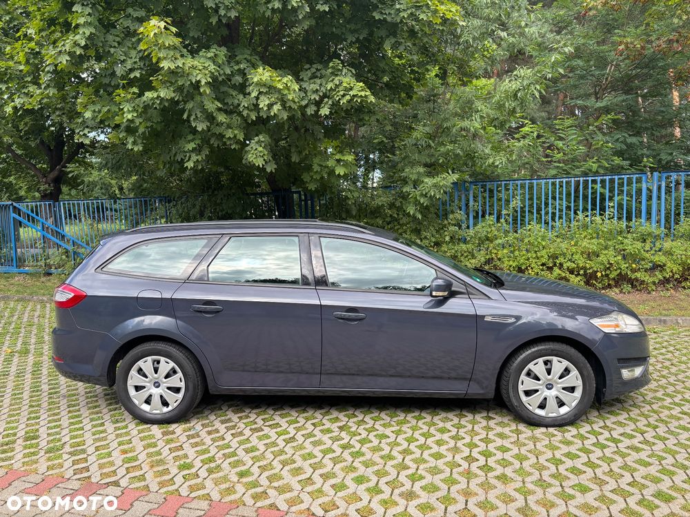 Ford Mondeo - 8