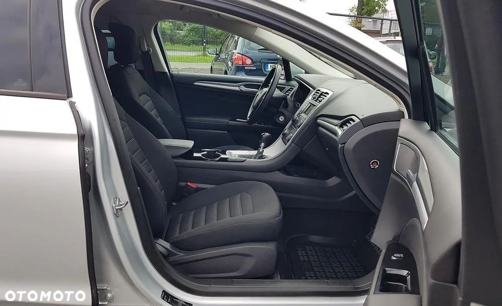 Ford Mondeo 1.6 TDCi ECOnetic Trend - 19