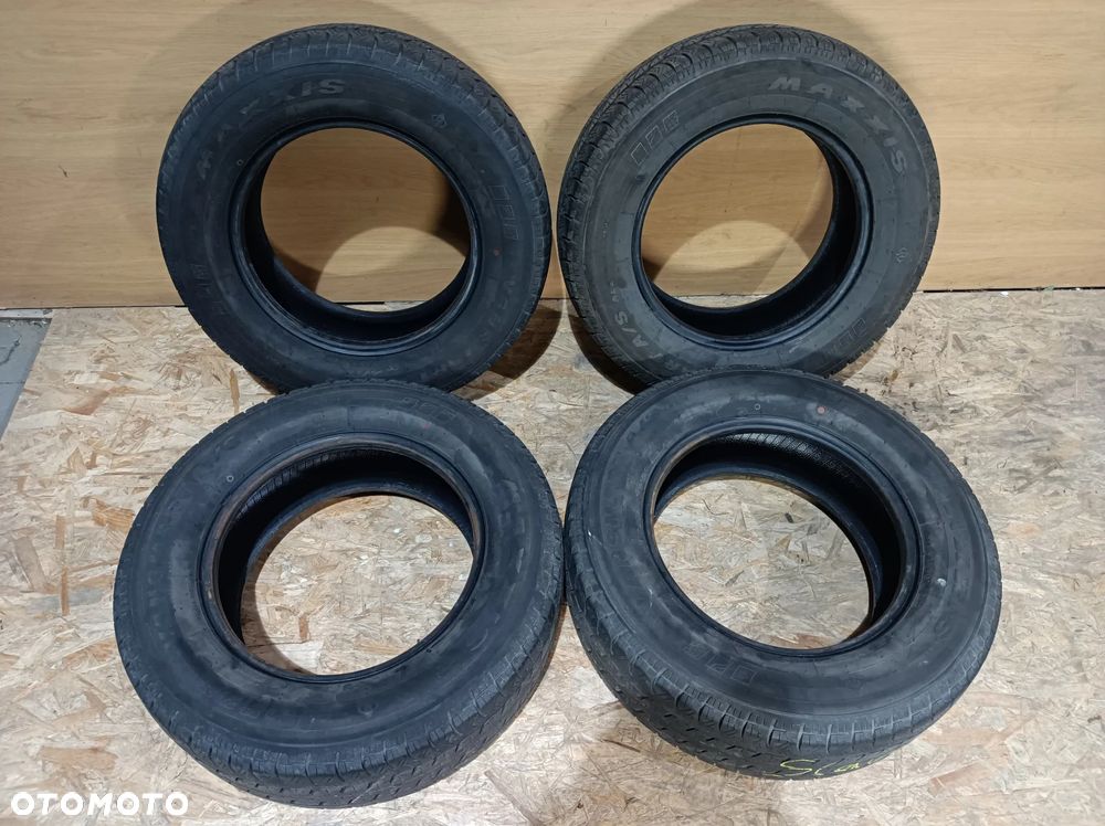 Opony wielosezonowe 4szt kpl Maxxis Vansmart A/S 235/65R16C