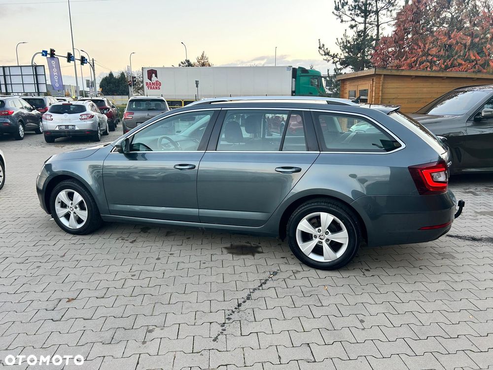 Skoda Octavia 2.0 TDI Elegance DSG - 13