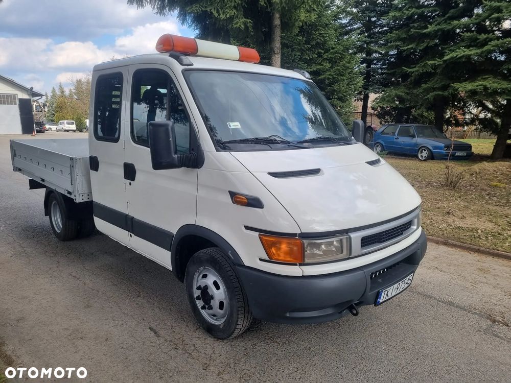 Iveco Daily Stan Bardzo dobry bliżniak Doka 7 osobowa - 5