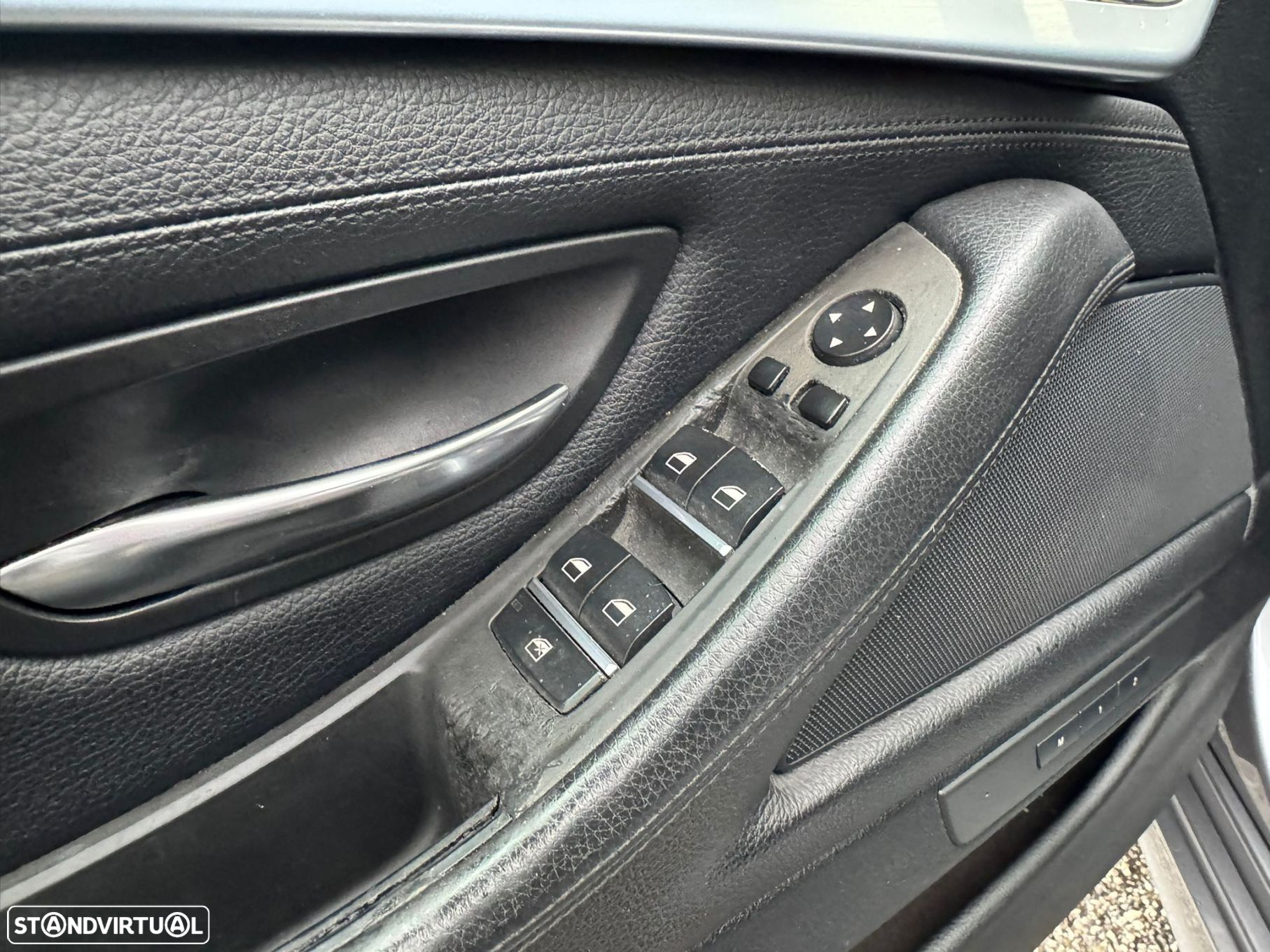 BMW 525 d Pack M Auto - 27