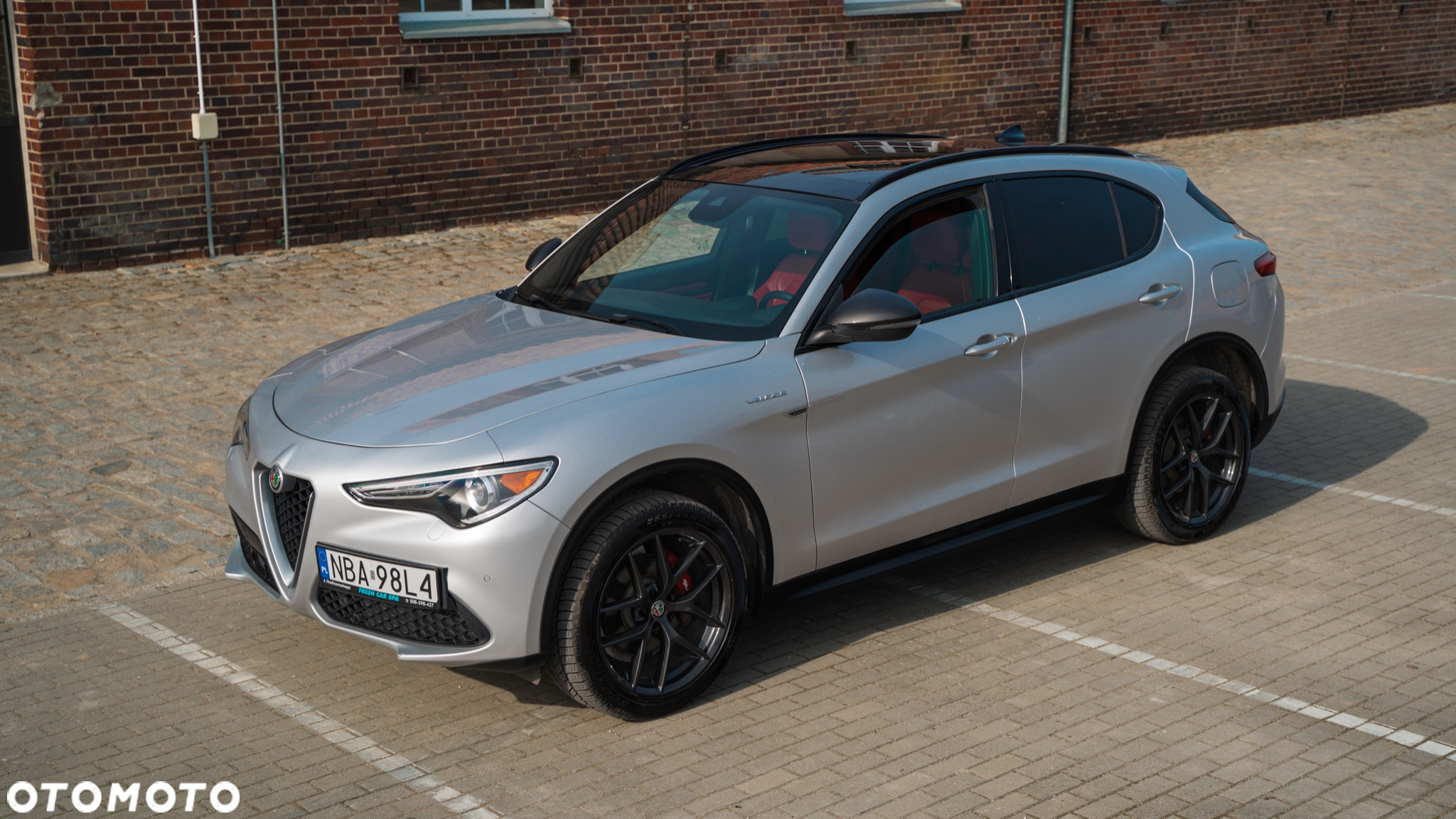 Alfa Romeo Stelvio 2.0 Turbo 16V AT8-Q4 Veloce Ti - 9