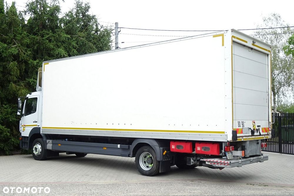 Mercedes-Benz Atego 1218 Euro6 tylko 323tys.km Kontener 18p winda Sprowadzony - 31