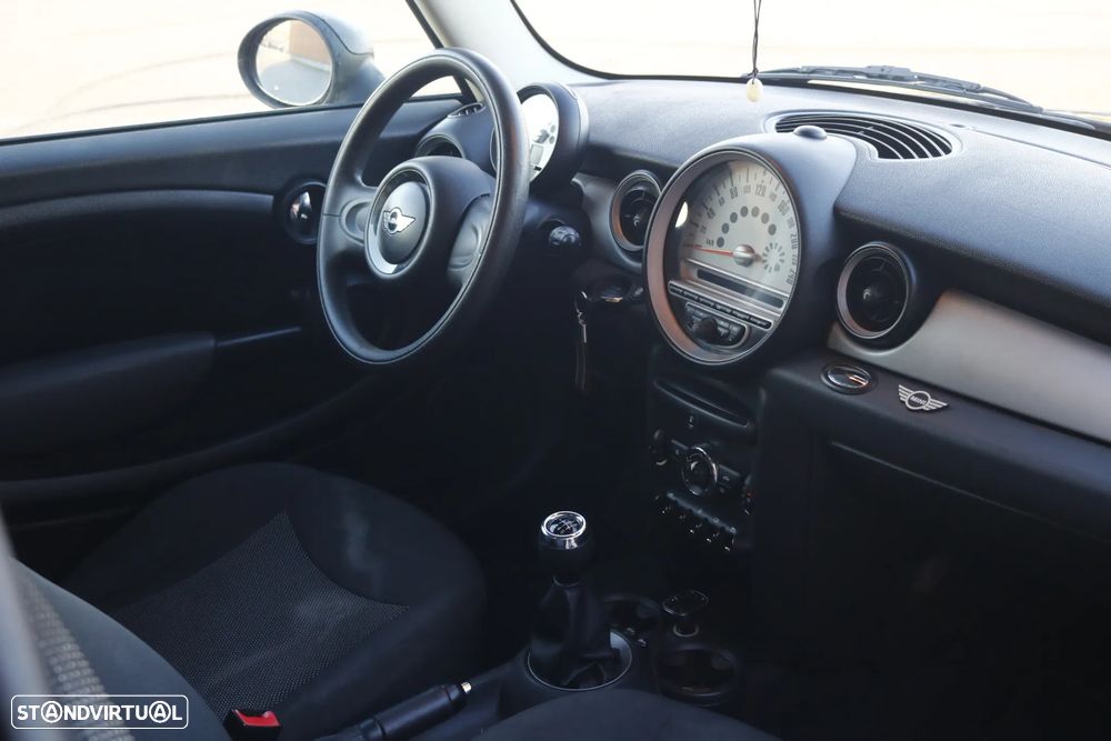 MINI 3 Portas - 9