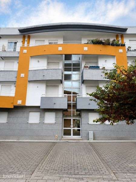 Apartamento T3 à venda na Rua das Olaias Santarém