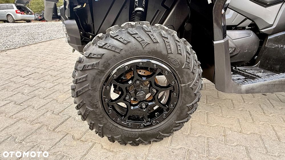 Can-Am Outlander Max - 5