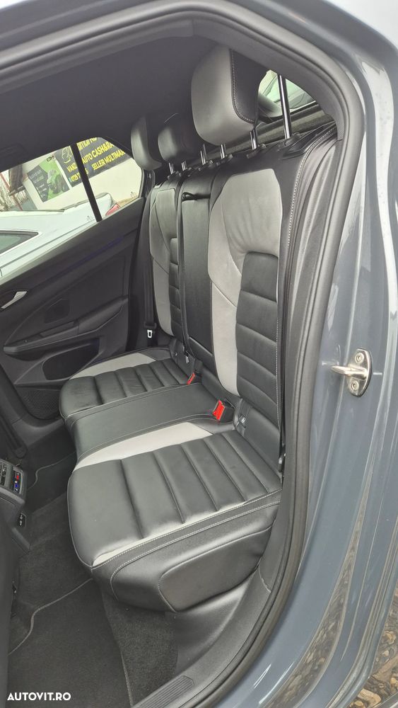 Volkswagen Golf 2.0 TDI SCR DSG GTD - 32
