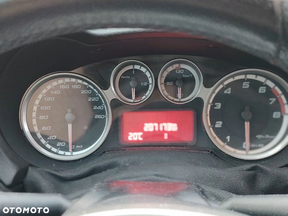 Alfa Romeo Mito 1.4 Distinctive EU6 - 10