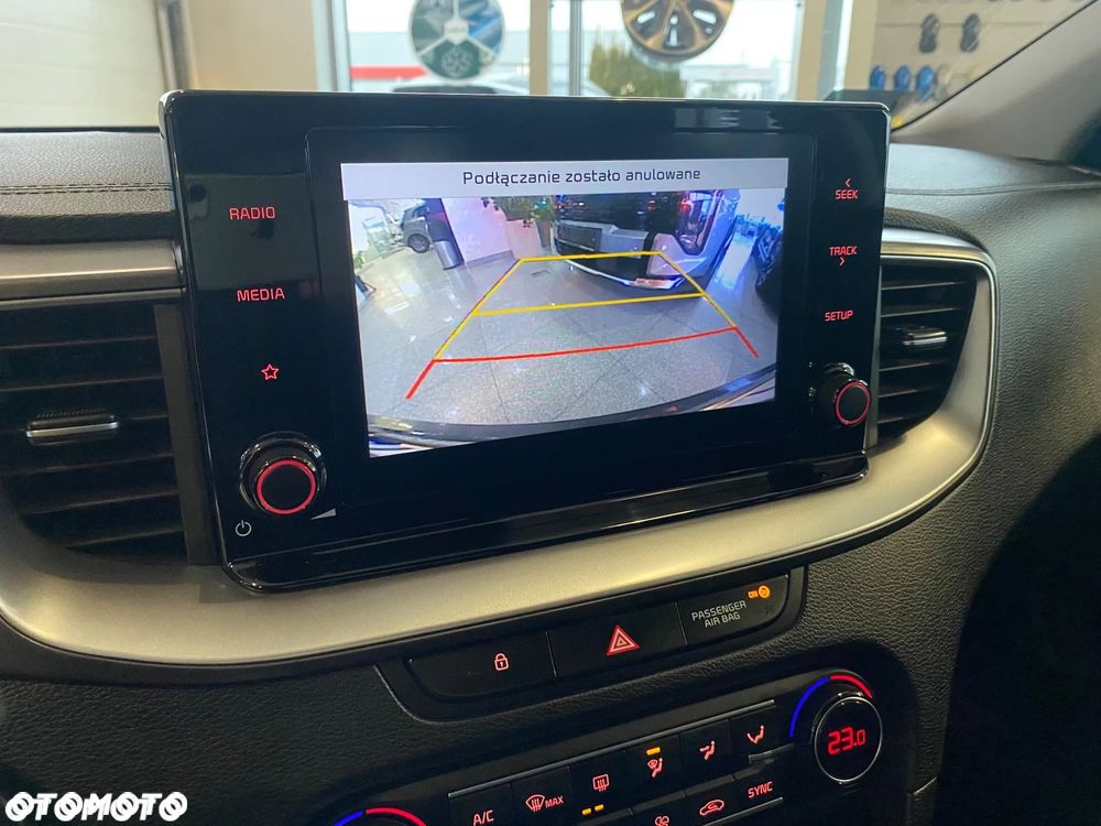 Kia Ceed 1.5 T-GDI M - 10