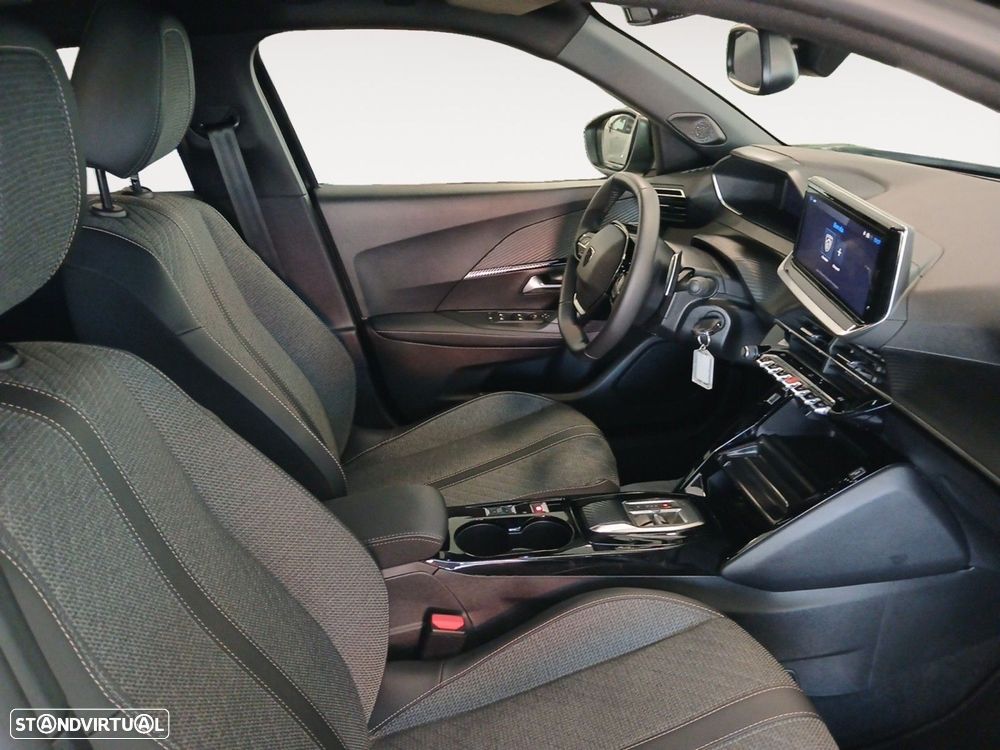 Peugeot 2008 - 15