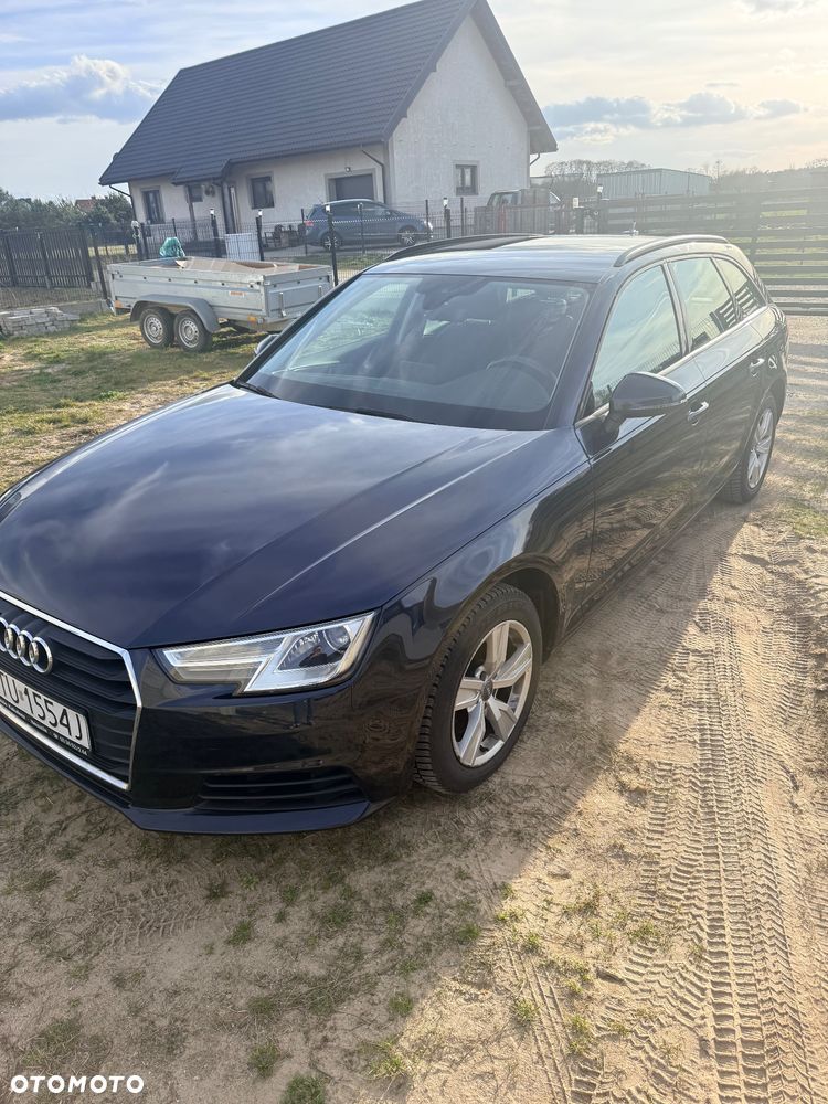 Audi A4 Avant 2.0 TDI S tronic - 4