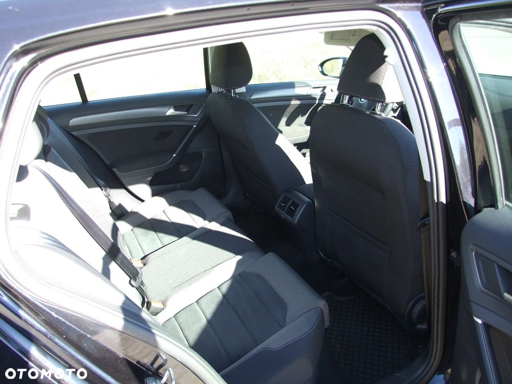 Volkswagen Golf 1.5 TSI BMT Evo Comfortline - 14
