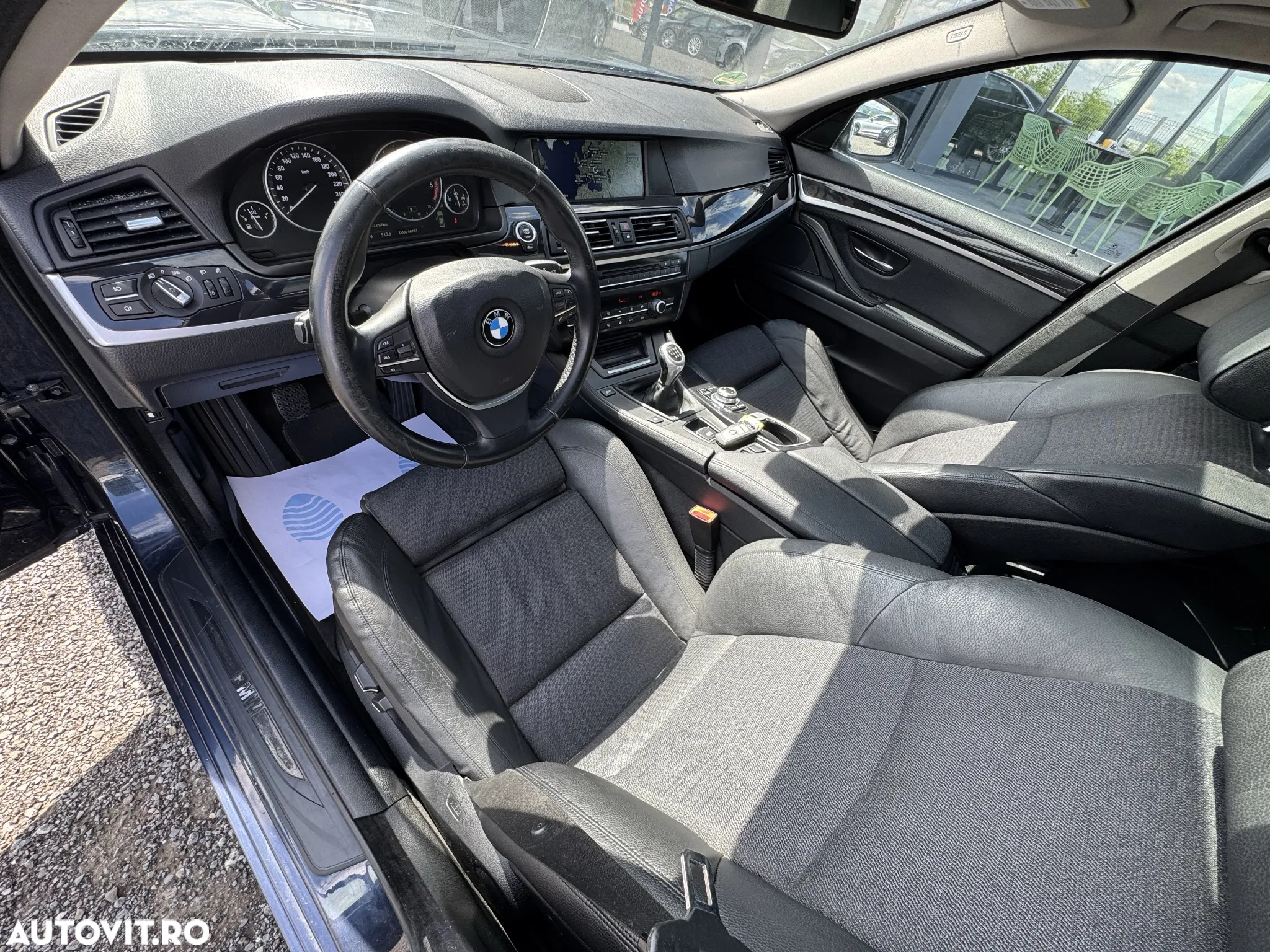 BMW Seria 5 520d - 13