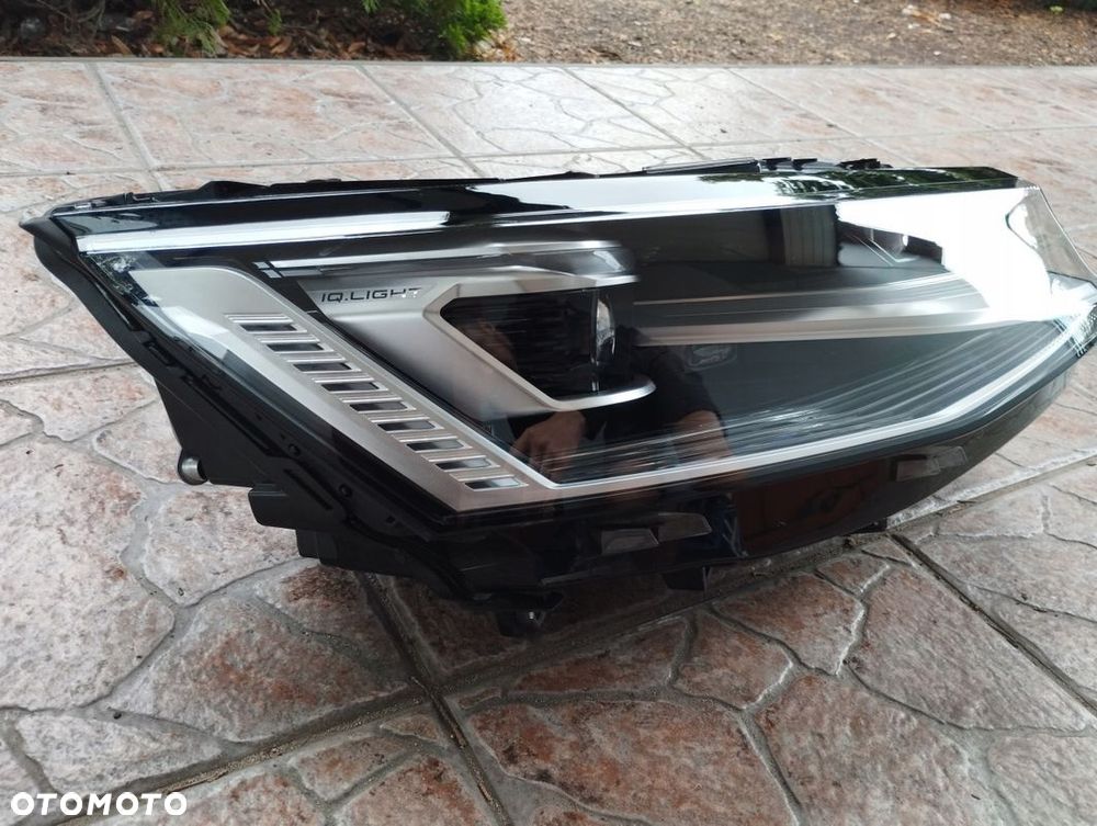 Lampa prawa Full LED IQ VW T7 7T 7T1 7T1941082C - 2