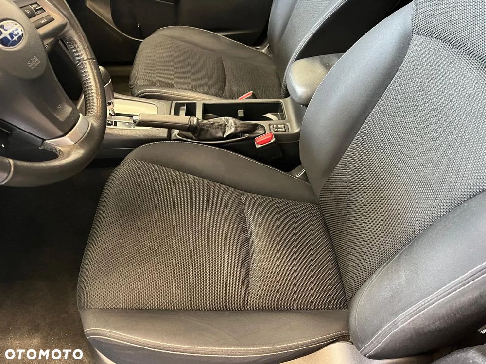 Subaru XV 2.0i Exclusive CVT - 27