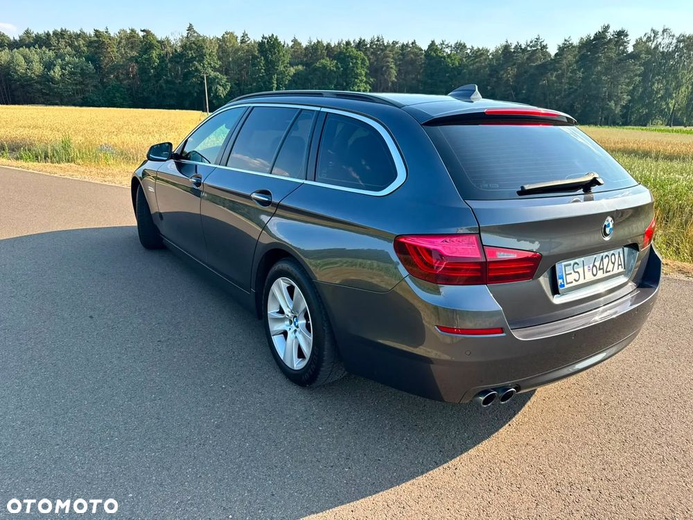 BMW Seria 5 518d - 21