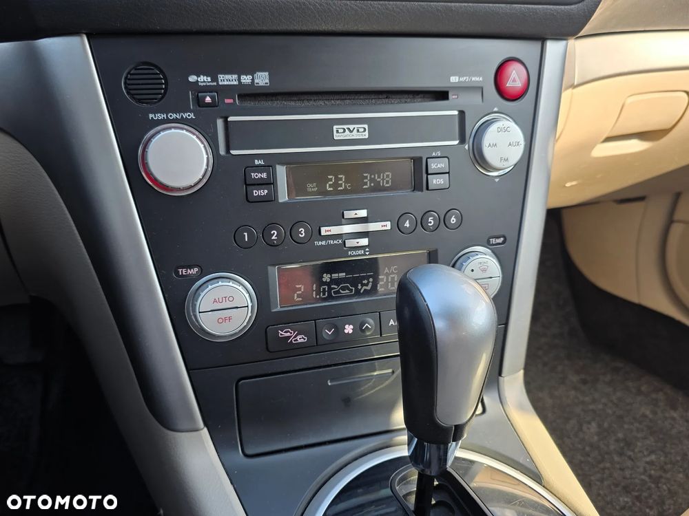 Subaru Outback 3.0RE EXE - 22