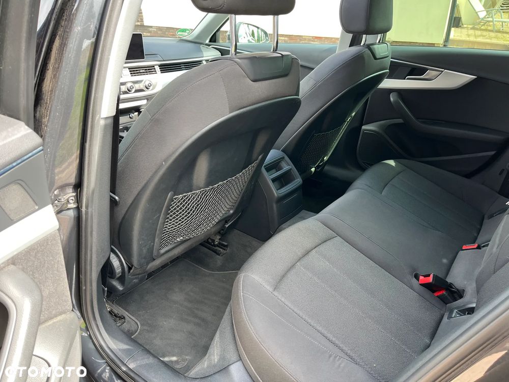 Audi A4 Avant 2.0 TDI DPF clean diesel quattro S tronic Ambiente - 29