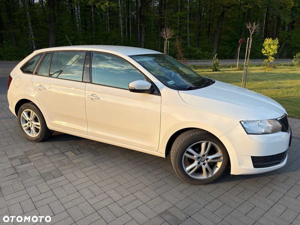 Skoda RAPID - 4