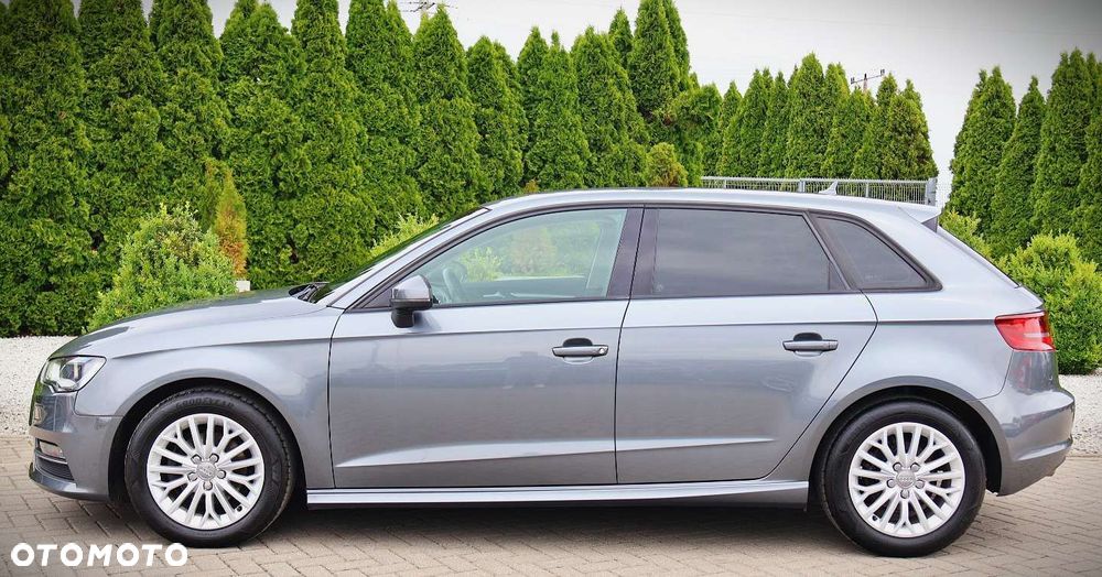 Audi A3 Sportback - 8