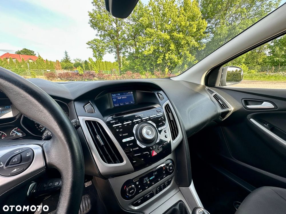 Ford Focus - 26