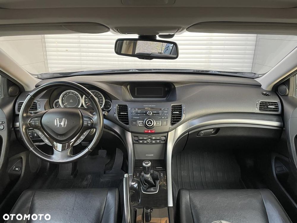 Honda Accord 2.0 Executive - 6