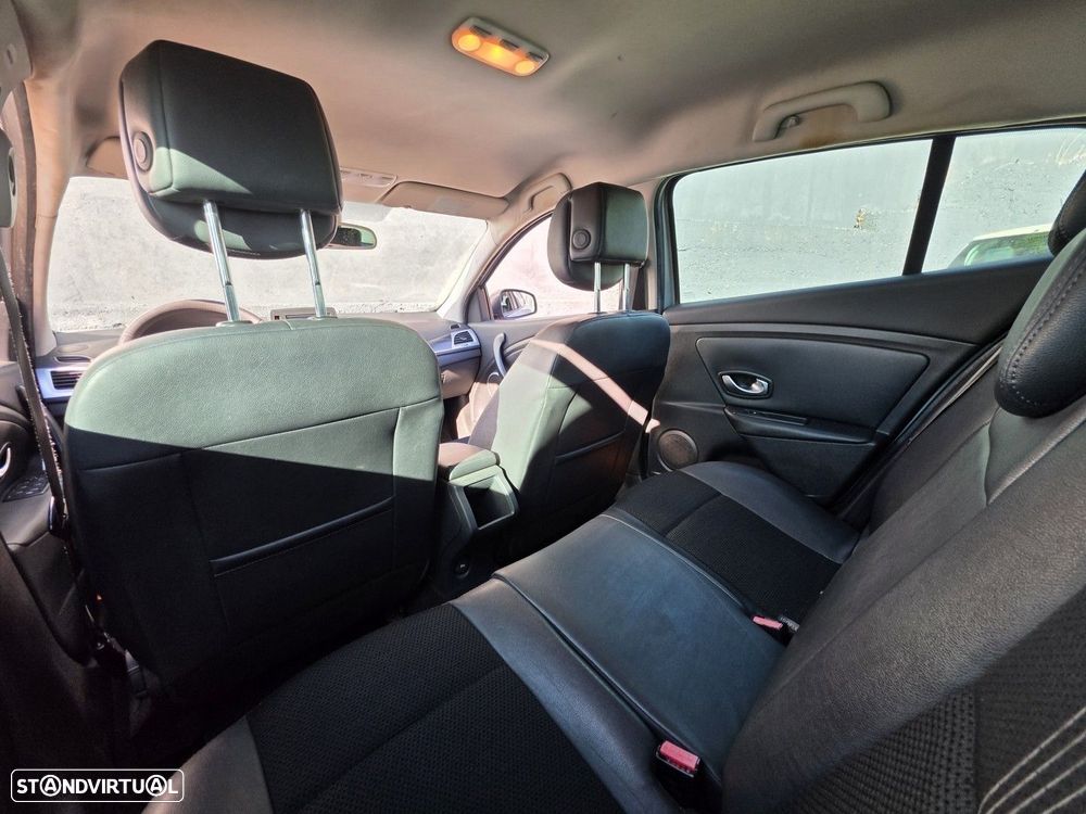 Renault Mégane 1.5 dCi Dynamique S - 12
