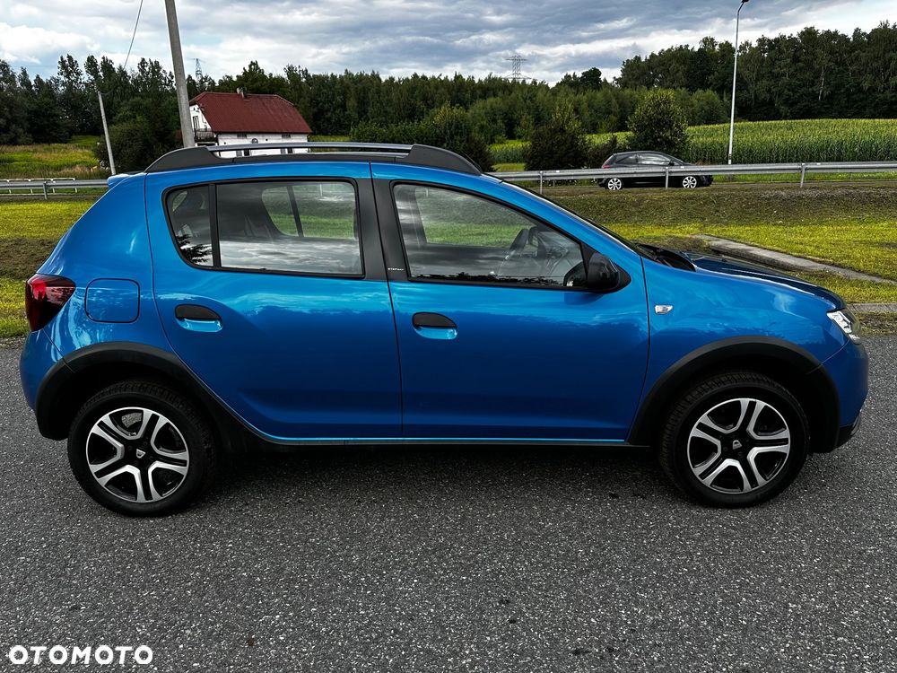 Dacia Sandero Stepway TCe 90 (S&S) Celebration - 9