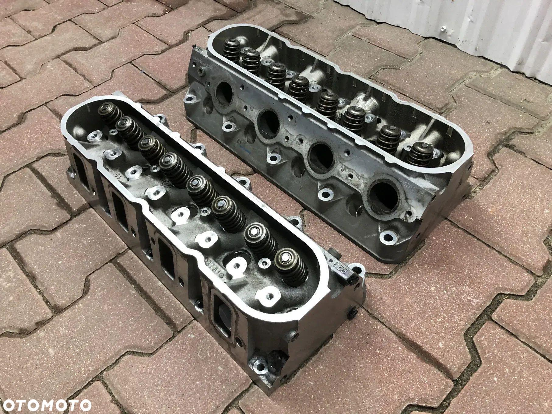 CADILLAC ESCALADE III 6,2 V8 2006-2014 CHEVROLET CAMARO SS 6,2 V8 2009-2015 LS3 GŁOWICA SILNIKA - 4