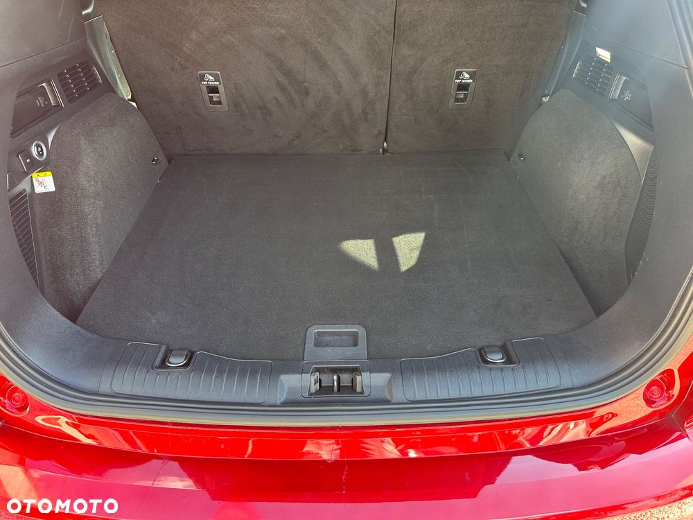Ford Kuga 2.0 EcoBlue Hybrid ST-LINE - 13