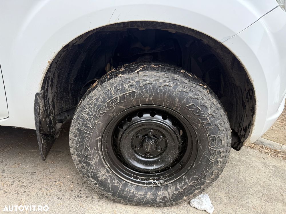 Nissan Navara Double Cab Acenta - 26