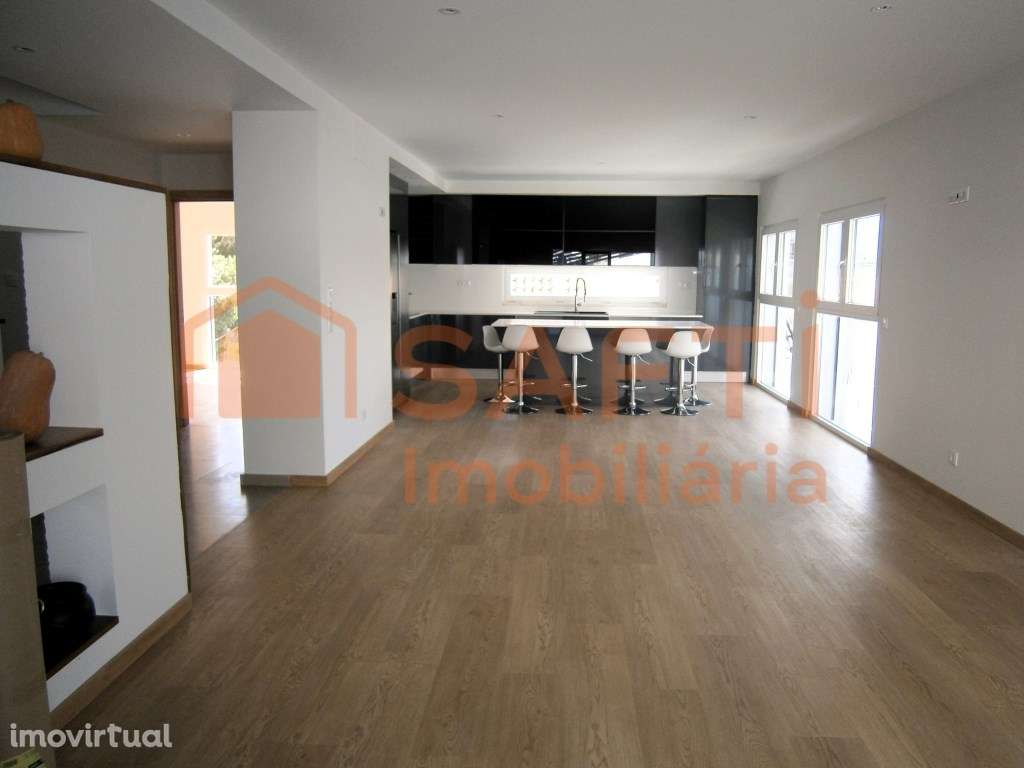 Excelente Moradia Nova à venda em Alverca do Ribatejo - Grande imagem: 4/32