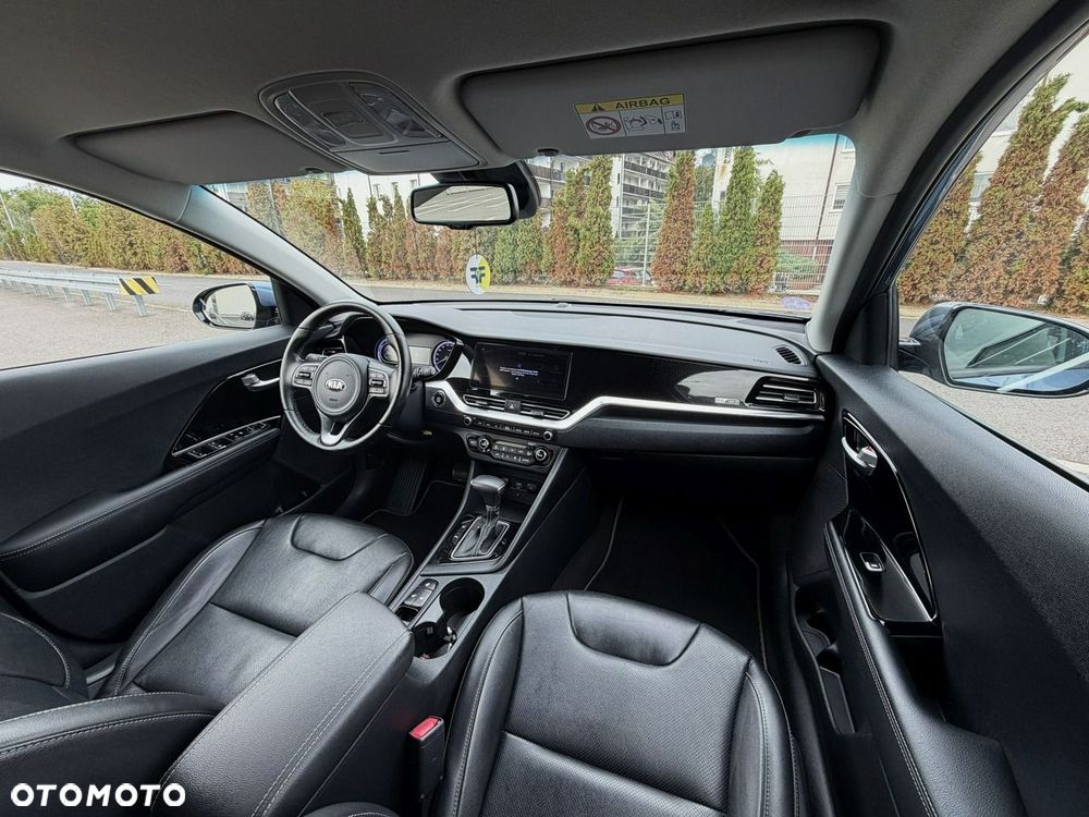 Kia Niro 1.6 GDI Hybrid L Business Line - 11
