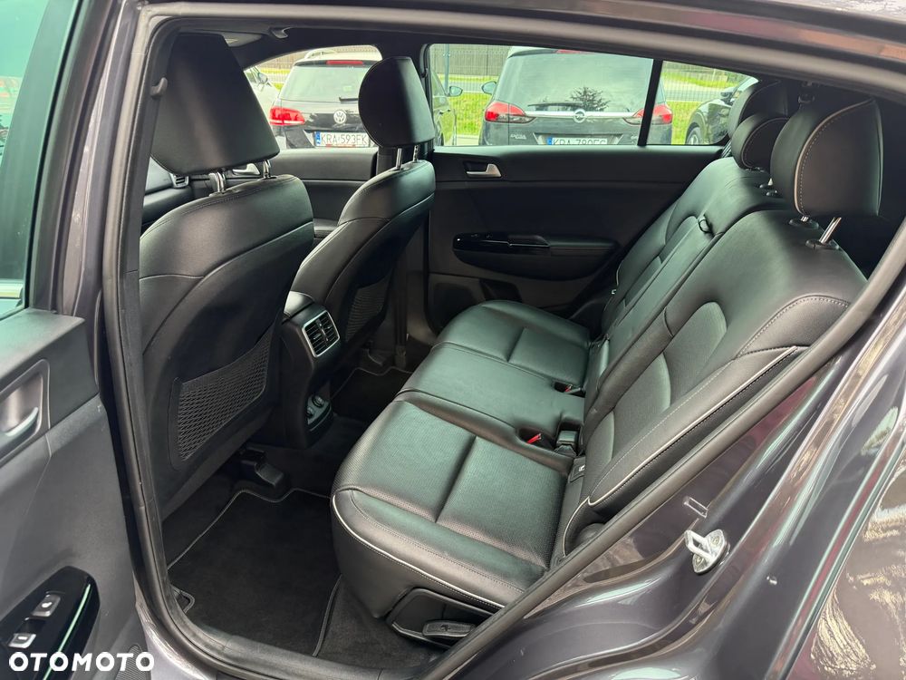 Kia Sportage 1.6 T-GDI AWD GT LINE - 25