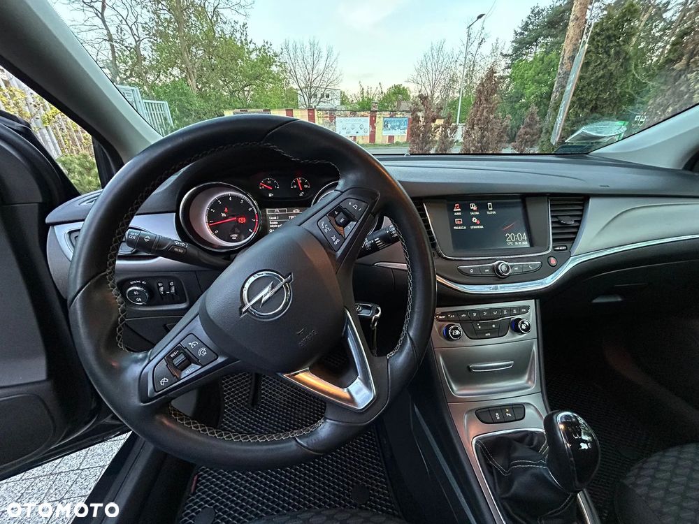 Opel Astra 1.4 T Enjoy - 14