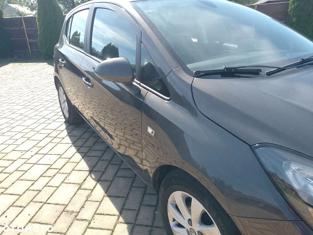 Opel Corsa - 4
