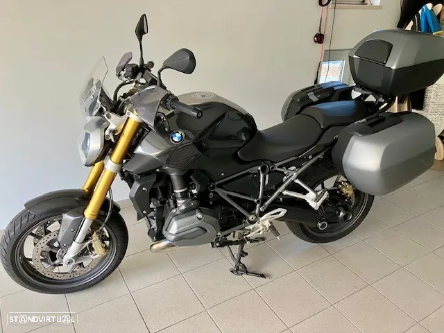 BMW R 1200 R LC - 17