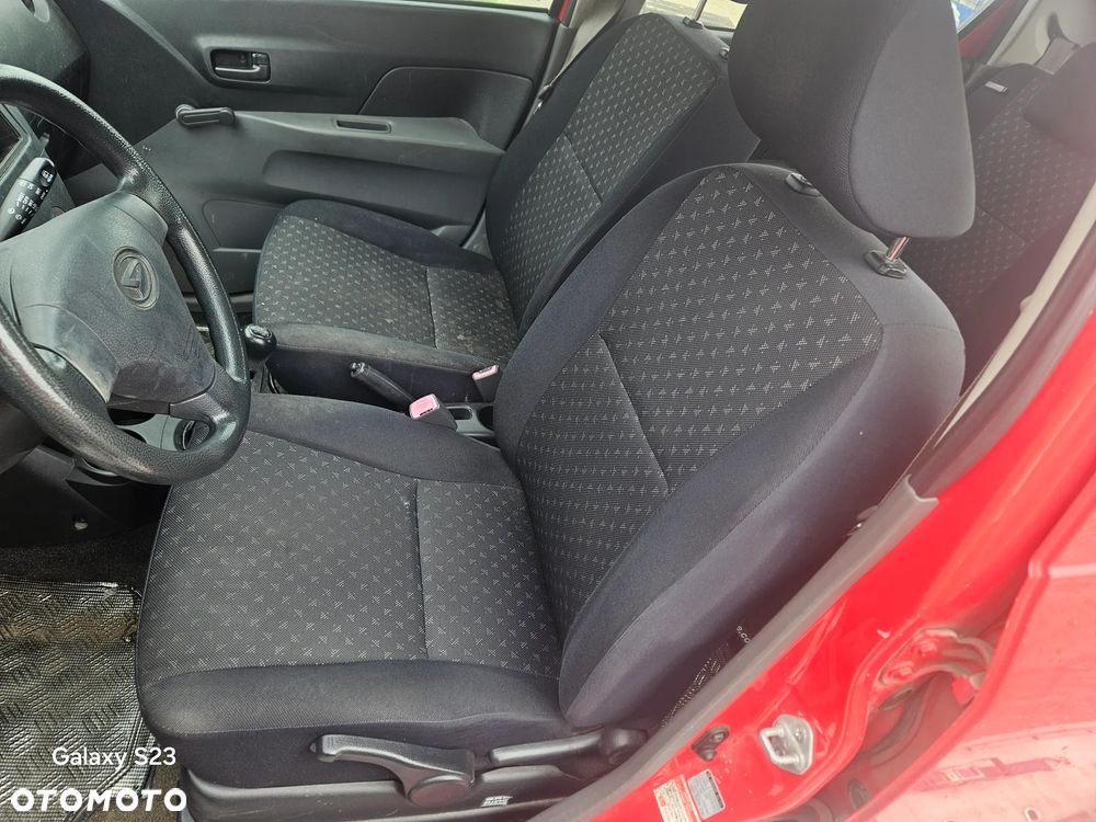 Daihatsu Cuore VII L276 1,0 benzyna 51kW 70KM 2009r 5d hatchback R40 - 3