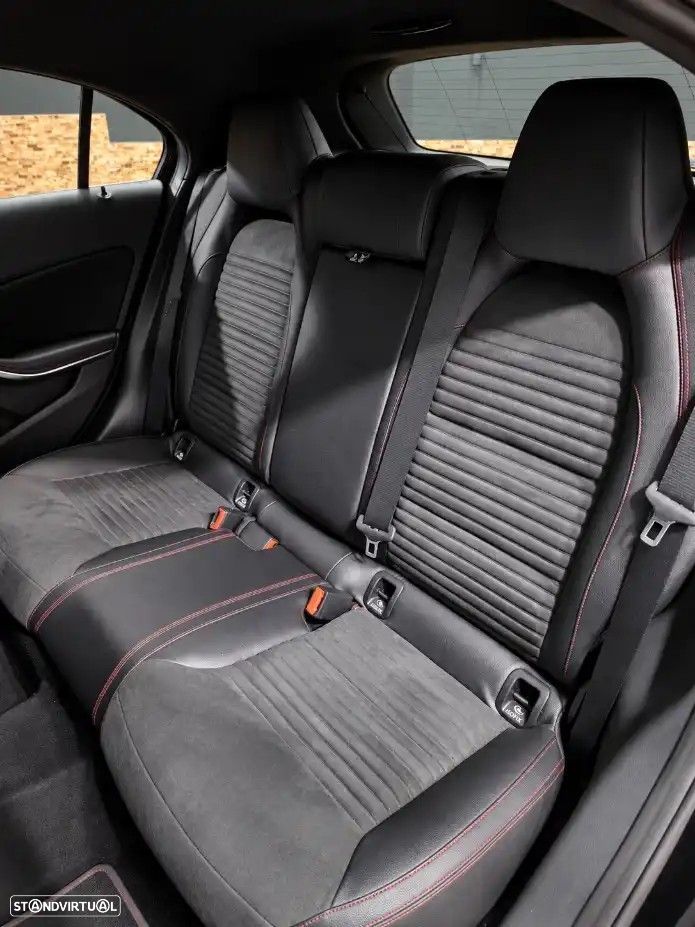 Mercedes-Benz A 180 d AMG Line - 14