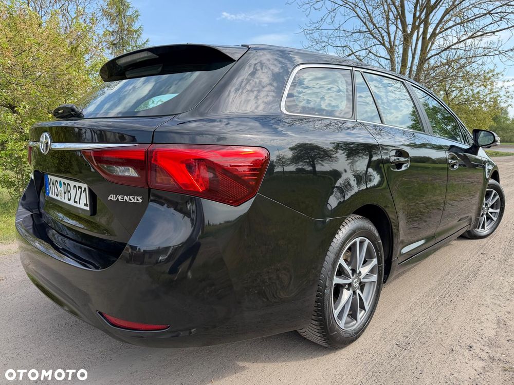 Toyota Avensis 1.8 Premium EU5 - 6