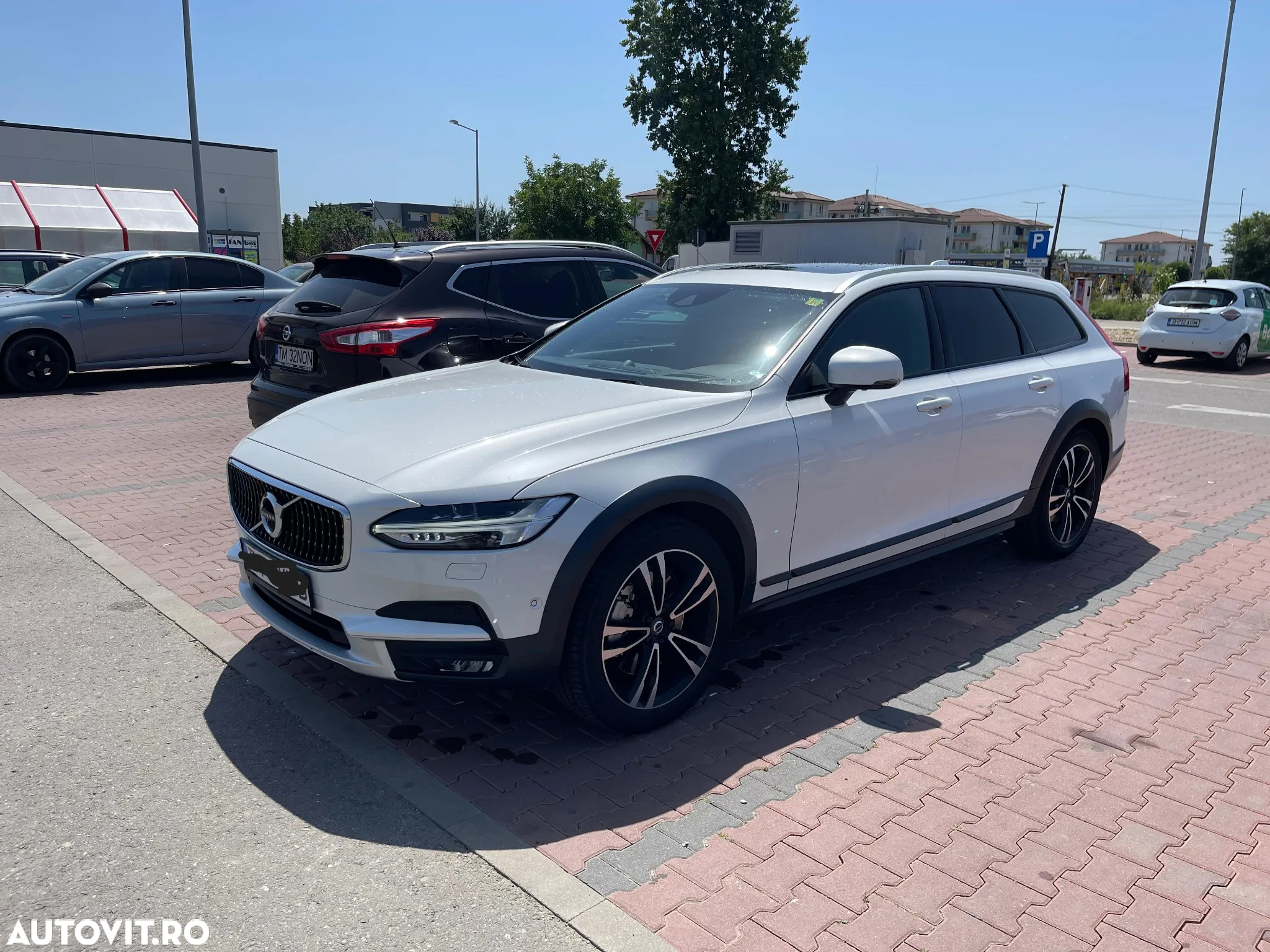 Volvo V90 V90CC D5 AWD - 2