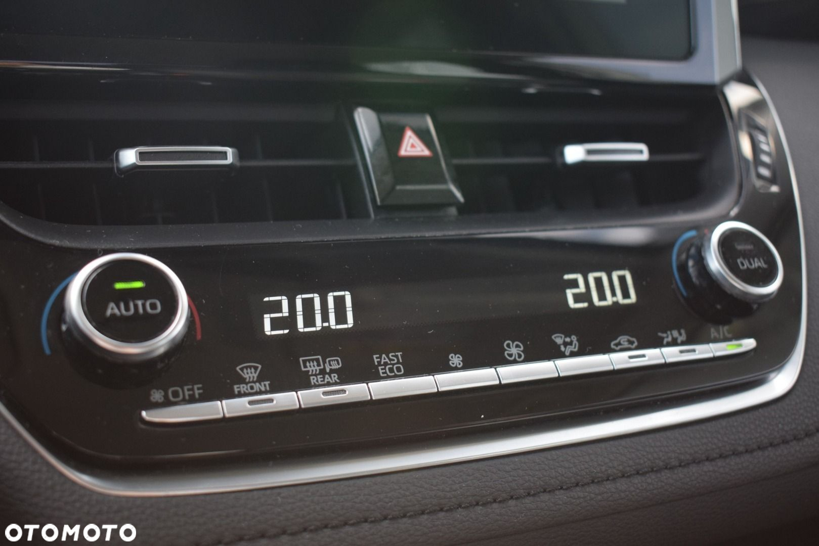 Toyota Corolla - 17