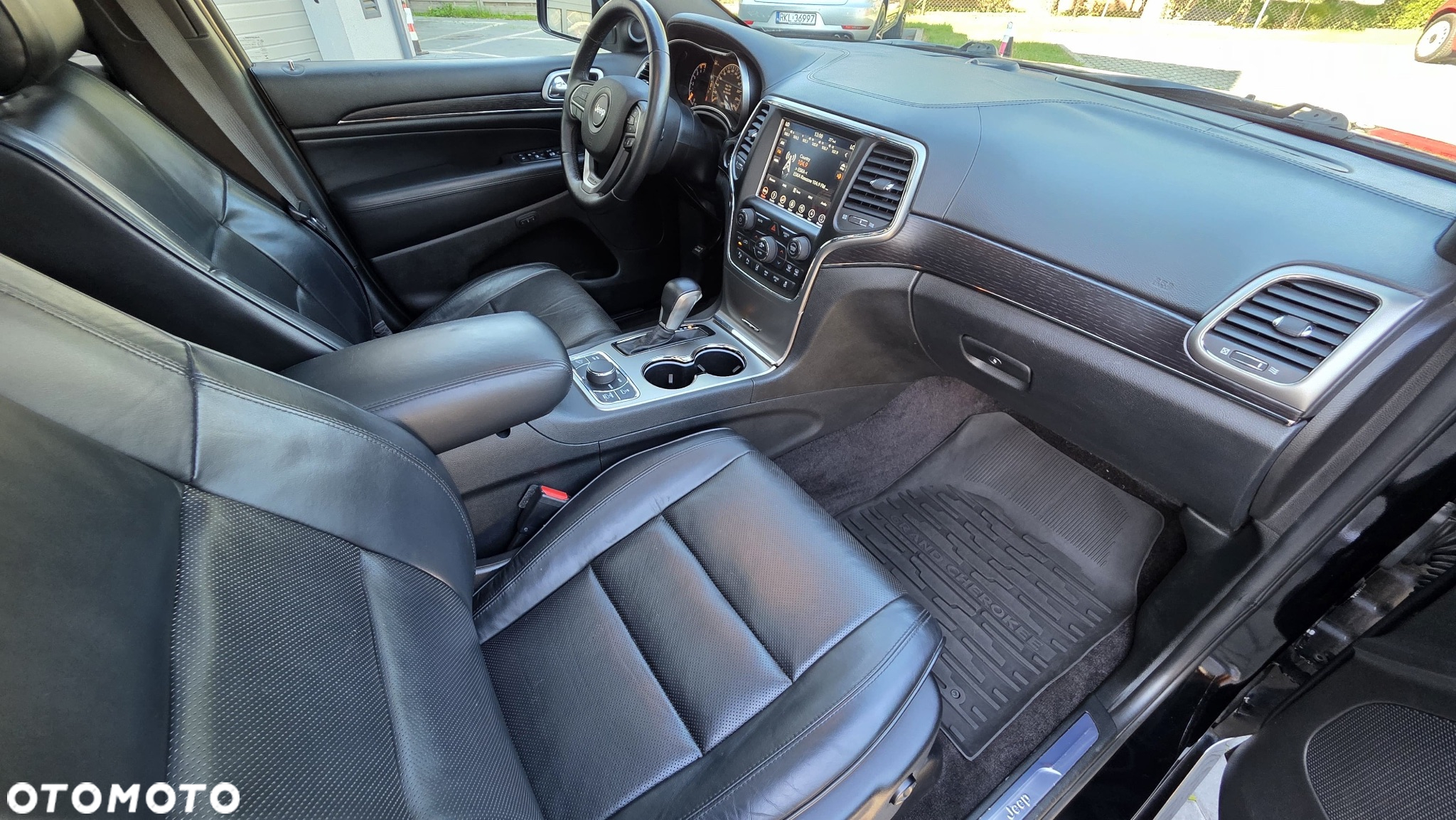 Jeep Grand Cherokee 5.7 V8 HEMI 4WD Automatik Summit - 13