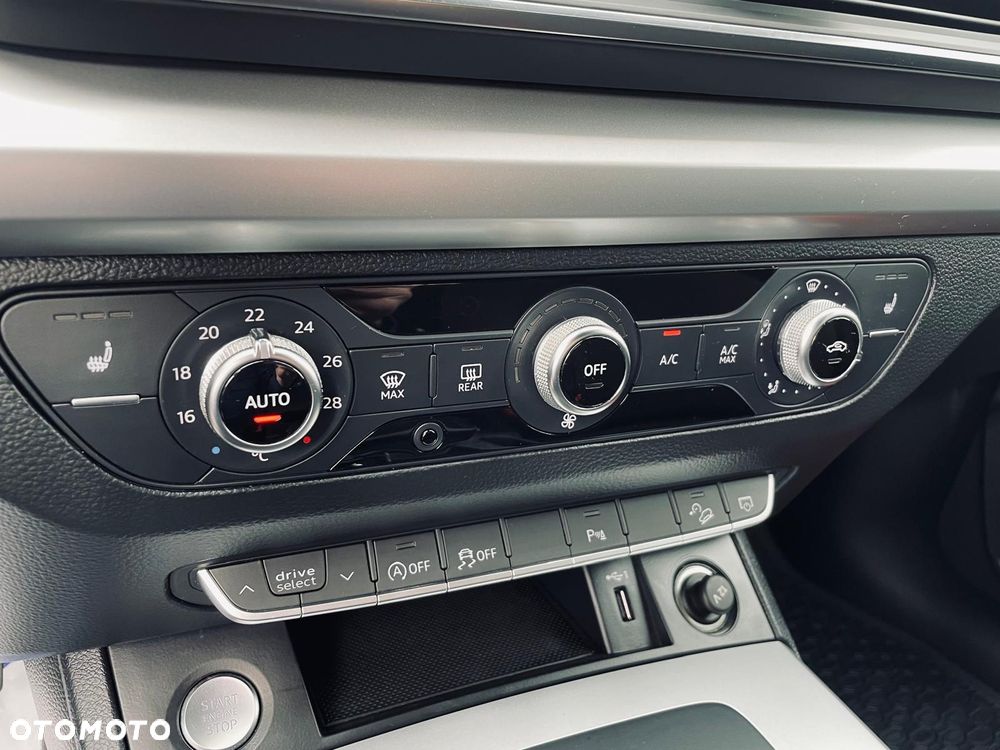 Audi Q5 40 TDI mHEV Quattro S tronic - 8