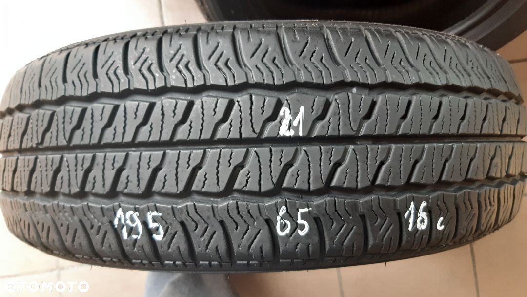 Maxxis 195/65/16c nr 21 - 1