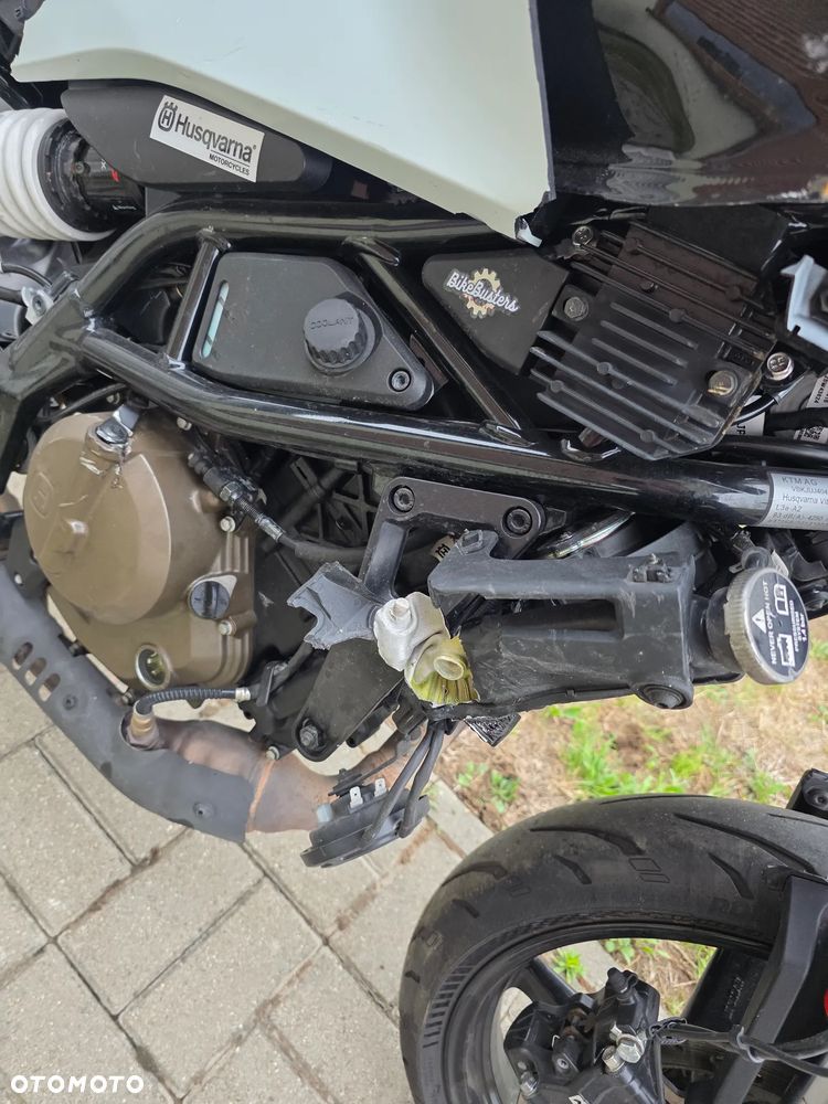 Husqvarna Vitpilen - 11