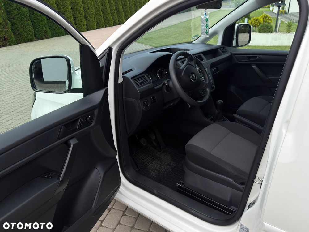Volkswagen Caddy - 10