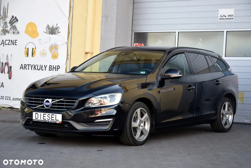 Volvo V60 D3 Summum - 19