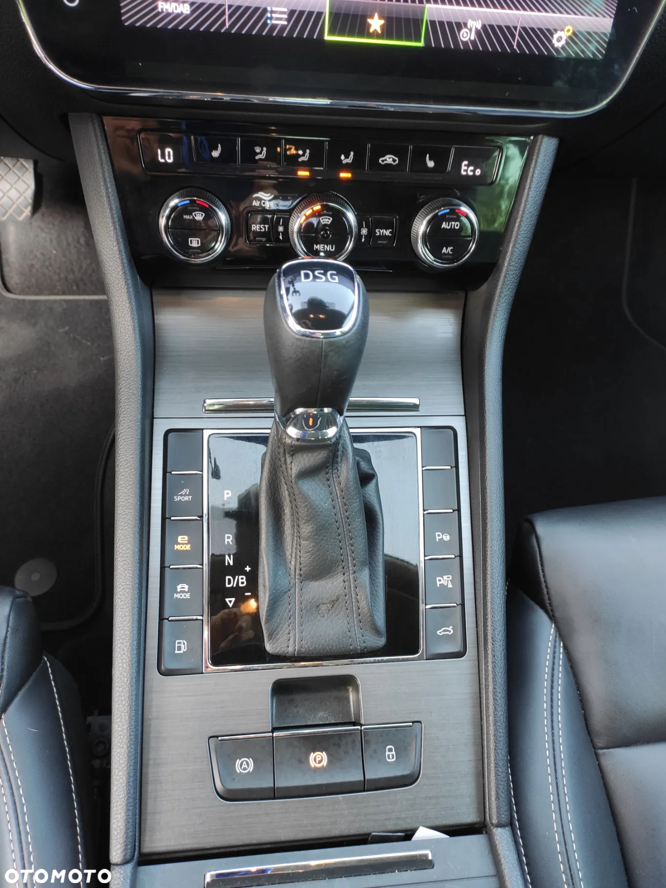 Skoda Superb 1.4 TSI iV DSG Ambition - 15